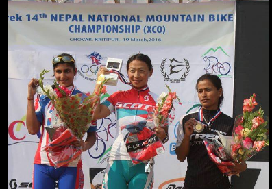laxmi-magar-and-other-rider-reciving-medal-in-the-14th-national-championshio