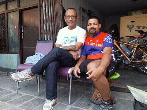 with-nepal-cycling-assocation-chairman-chimmi-urgen-gurung
